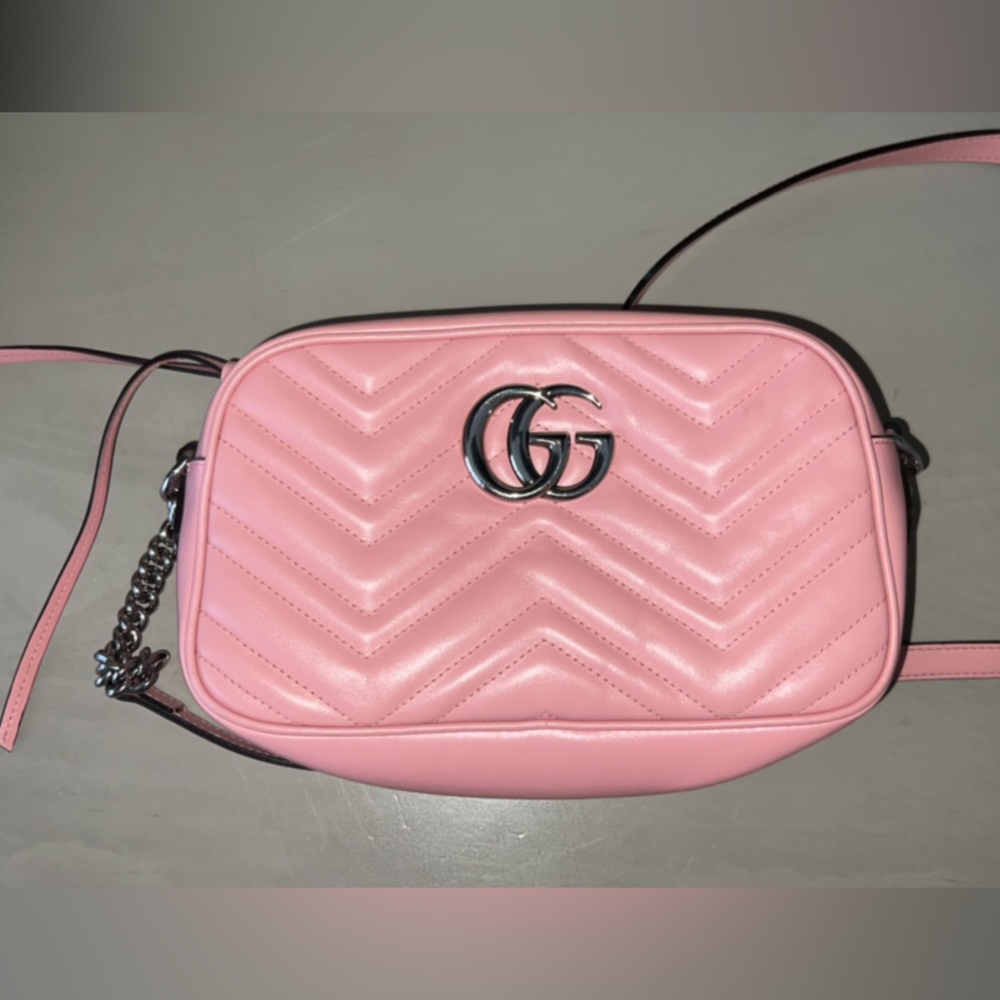 100% authentic Gucci shoulder bag